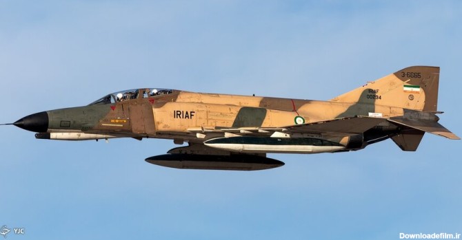تصاویر | آسمان ایران زیر بال‌های جنگنده بمب‌افکن اِف ۴ - همشهری آنلاین