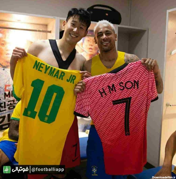 نیمار کاپیتان تیم ملی برزیل در صفحه شخصی اش عکسی از تعویض پیراهنش ...