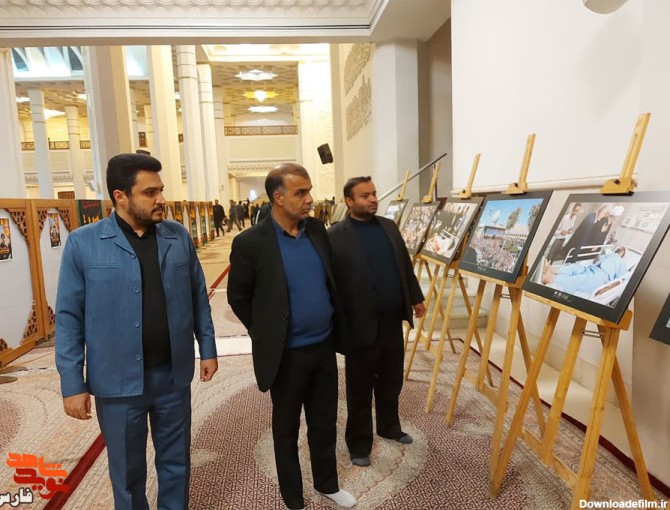 گزارش تصویری| برپایی نمایشگاه عکس شهدای حرم مطهر شاهچراغ (ع) در شیراز