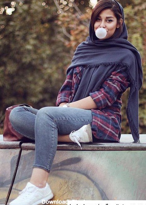 عکس دختر ایرانی خوشگل در خانه