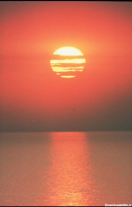 عکس غروب آفتاب در دریا - مسترگراف