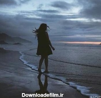 عکس دختر تنها و غمگین کنار دریا - عکس نودی