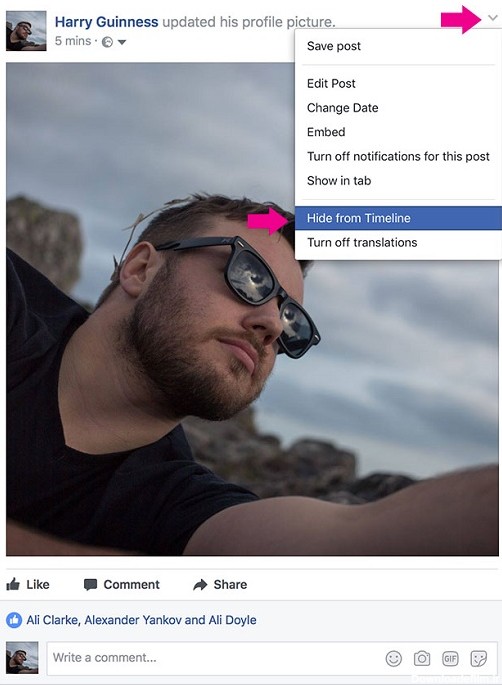 برای پنهان کردن عکس های فیس بوک باید روی فلش رو به پایینی که سمت راست پست قرار دارد و دسترسی به تنظیمات عکس را امکان پذیر می کند، کلیک کنید و سپس گزینه ی Hide from Timeline را انتخاب کنید.