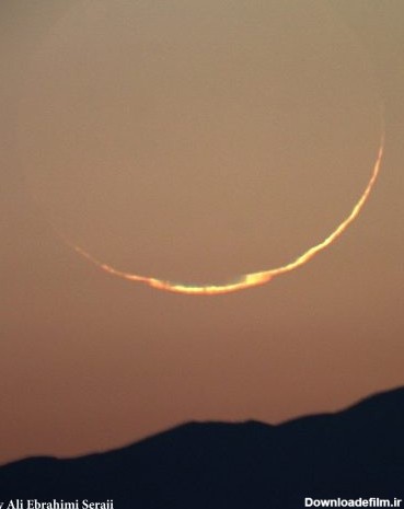 crescent (ماه در تلاطم جوی)