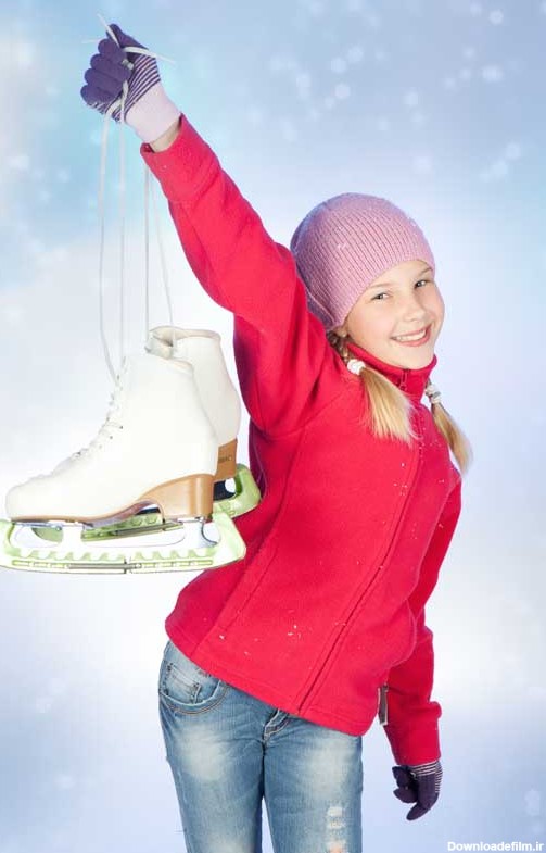 دانلود تصویر با کیفیت دختر بچه با پوشش زمستانی