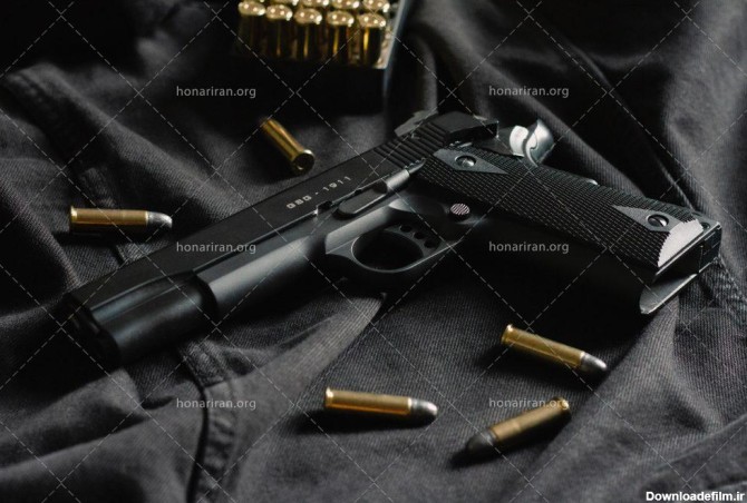 عکس با کیفیت اسلحه کمری با تعدادی فشنگ برای باشگاه تیراندازی ...