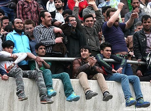 حضور 80 هزار افغانی در ورزشگاه آزادی(+عکس)
