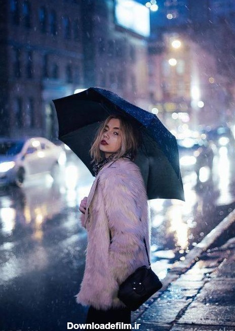 ژست عکس دخترونه زیر باران