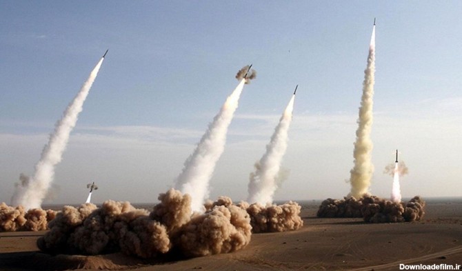 دست‌ نوشته‌ های روی موشک‌ های ایران پیش از شلیک به اسرائیل (عکس)