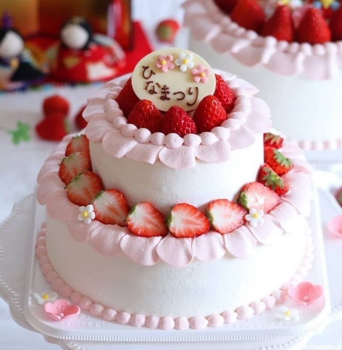 ۴۰ مدل تزیین کیک با توت فرنگی با ایده های خلاق و بسیار زیبا ...