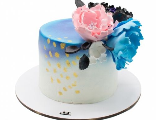 سفارش کیک تولد دخترانه؛ سرشار از رنگ و ظرافت دخترانه | قنادی ناتلی