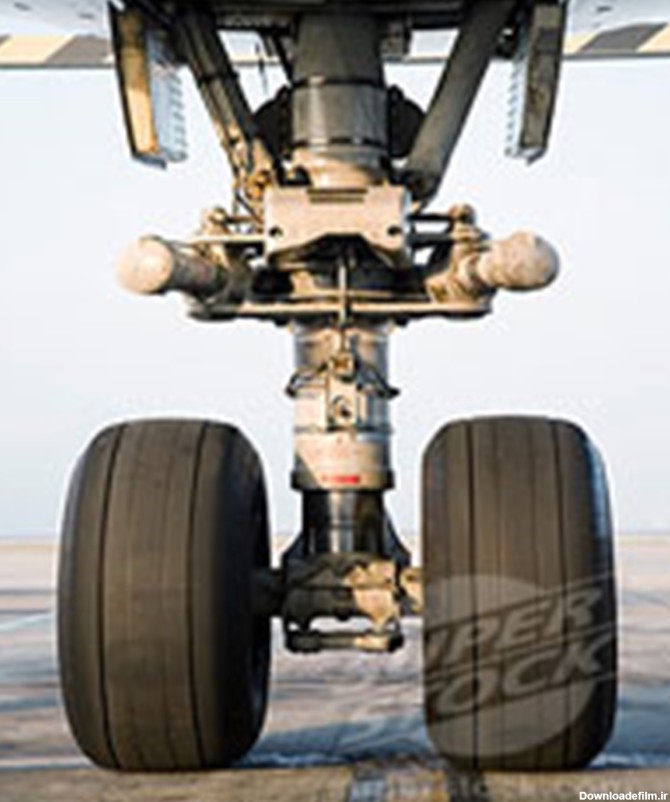 عکس چرخهای هواپیما
