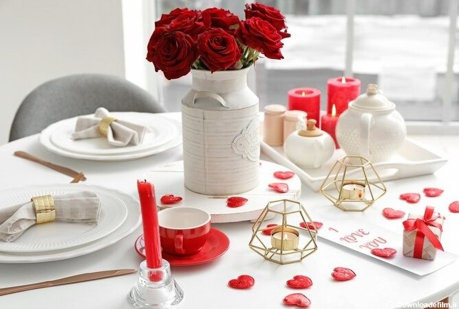 تزیین منزل با شمع و بادکنک برای سالگرد ازدواج عاشقانه