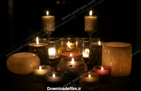 عکس با کیفیت شمع های بزرگ و کوچک تزئینی و فانتزی بر روی جاشمعی و ...