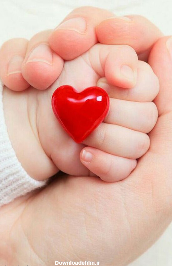 عکس دست نوزاد دختر برای پروفایل