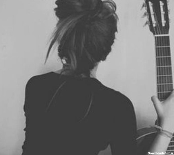 عکس دختر با گیتار برای پروفایل - مثبت 1