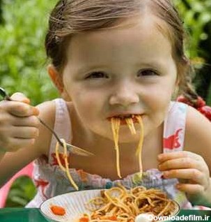 چطور با کودکانی که تازه غذا می‌خورند، رفتار کنیم؟ - همشهری آنلاین