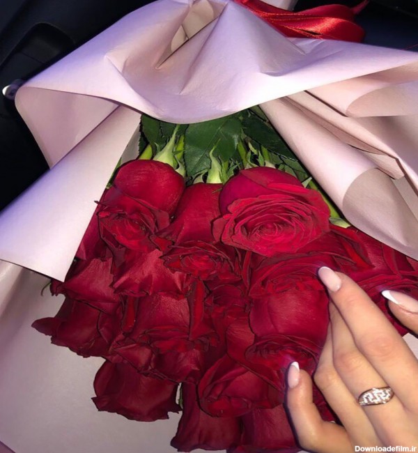 دسته گل عاشقانه برای هدیه به نامزد