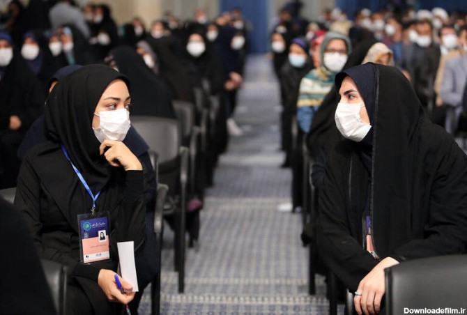 مشرق نیوز - عکس/ حجاب متفاوت دختران نخبه در دیدار با رهبر انقلاب