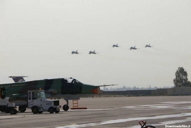 چالش جنگنده‌های سپاه برای پدافند هوایی دشمن +عکس - مشرق نیوز
