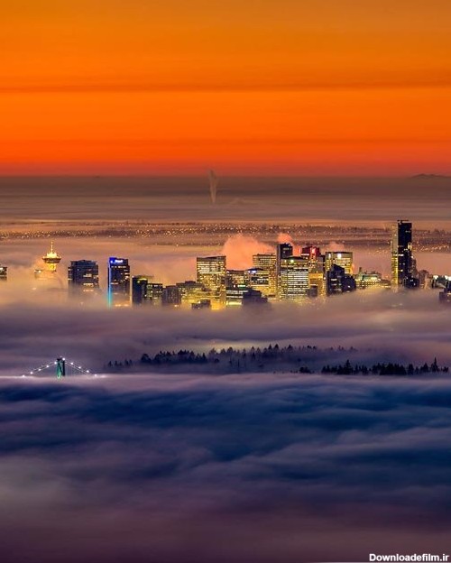 عکس زیبا از غروب آفتاب در یک شهر کانادا