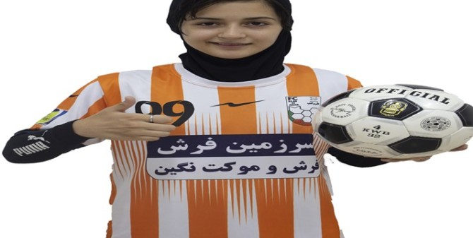 دختر فوتبالیست رودانی به اردوی تیم ملی دعوت شد | خبرگزاری فارس
