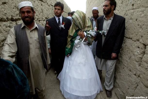 نگاهی به زندگی غمبار عروسان خردسال افغان (+عکس)