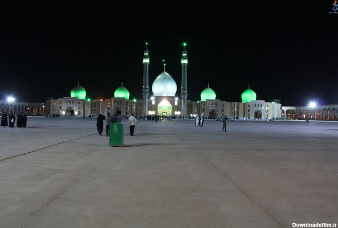 تصاویر مسجد جمکران در شب