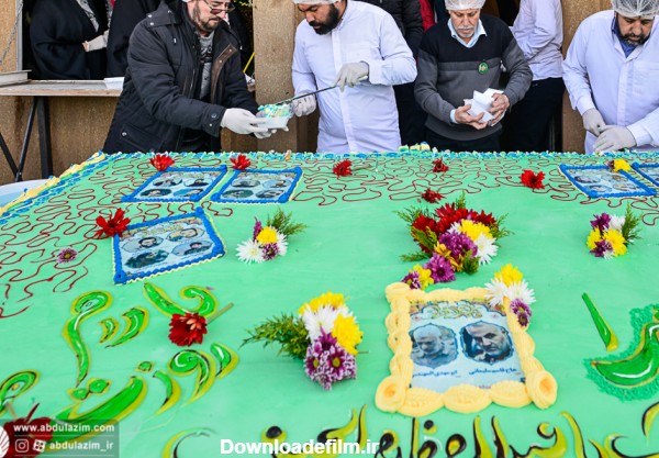 توزیع کیک بمناسبت ولادت حضرت فاطمه زهرا (س) / عکس: اسدی | پایگاه ...