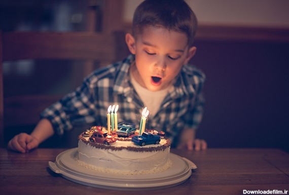 سه مدل از بهترین ایده های تزئین کیک تولد پسرانه (2)