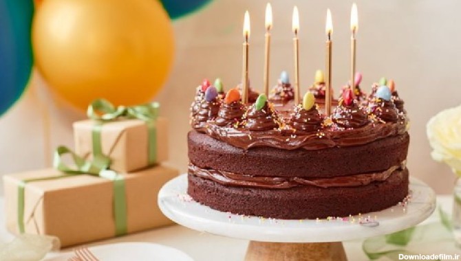 طرز تهیه کیک تولد شکلاتی و روش های تزئین کیک تولد