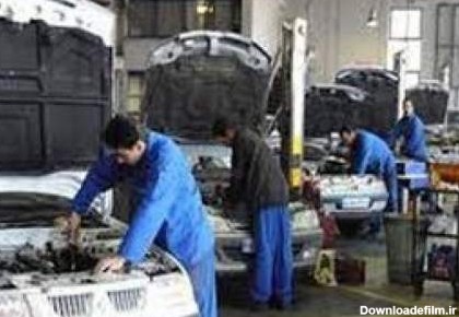صحنه خنده‌دار از یک خانم ایرانی در تعمیرگاه ماشین