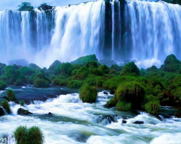 آبشار زیبا - عکس طبیعت با کیفیت بالا