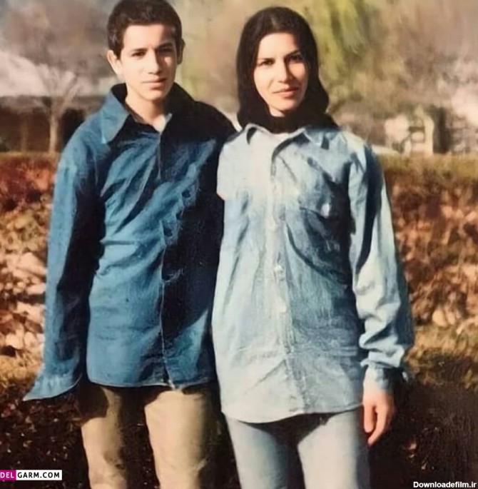 تصویری زیرخاکی از نوجوانی خواننده بی بندوبار ایرانی در کنار مادرش !
