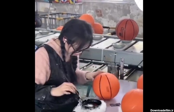 فرارو | (ویدئو) مهارت فوق العاده یک زن در نقاشی توپ بسکتبال