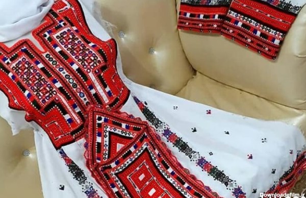 لباس بلوچی؛ مزین به هنر ظریف سوزن‌دوزی - هومسا