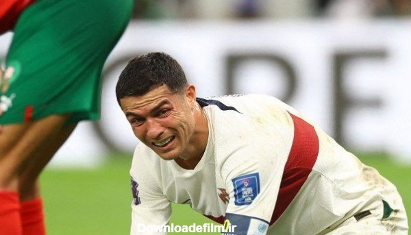 عکس؛ اشک و گریه رونالدو پس از حذف از جام جهانی