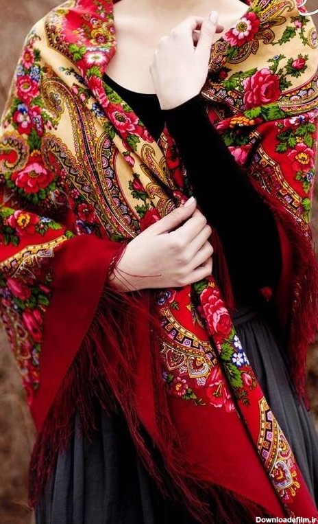 عکس دختر ترکمن با لباس محلی