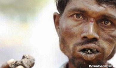 اعتیاد عجیب و غریب یک مرد هندی +عکس