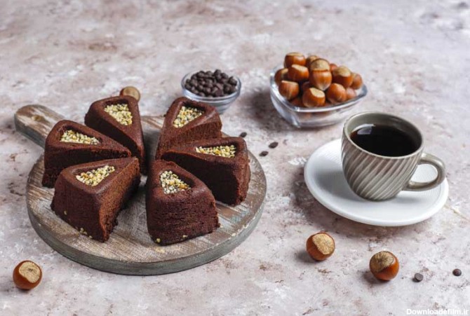 تصویر کیک شکلاتی و فنجان چای | تیک طرح مرجع گرافیک ایران