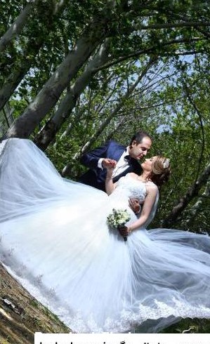مدل ژست عکس عروس و داماد در باغ ❤️ [ بهترین تصاویر ]