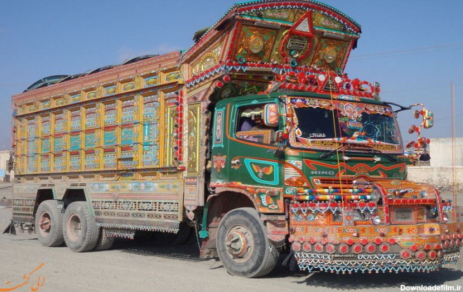 کامیون هایی در پاکستان که به جینگیل بینگیل شهرت دارند! + تصویر