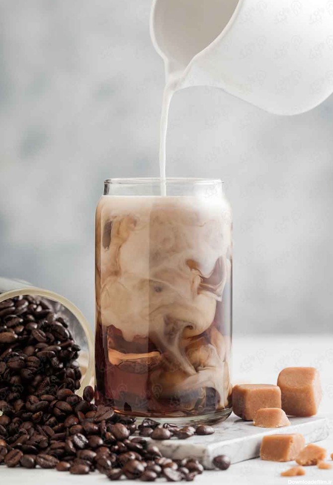 تصویر شیر و قهوه | وان پیک - فایل گرافیکی پرمیوم (وکتور-PSD)