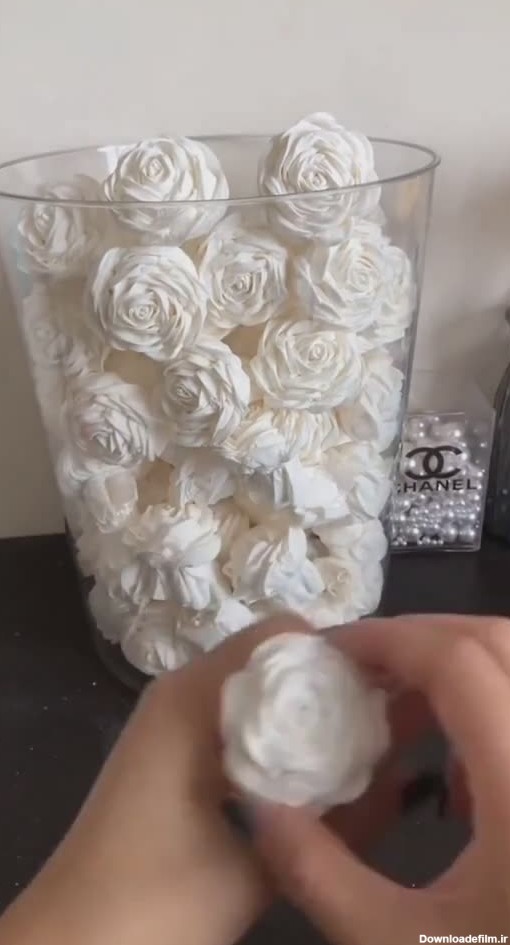 با دستمال توالت گل های رز زیبا بسازید!