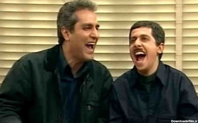 جواد رضویان و مهران مدیری در سریال خنده دار ایرانی «پاورچین» ایفای نقش کرده‌اند.