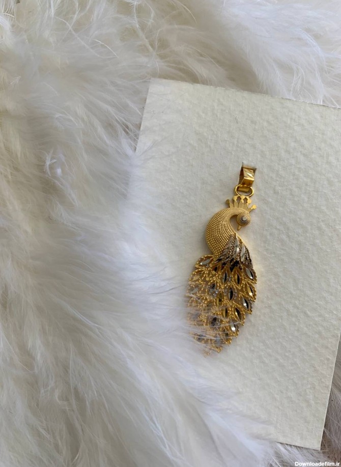 پلاک طلا طاووس - طلا و جواهر کهربا | فروشگاه آنلاین طلا و جواهر کهربا