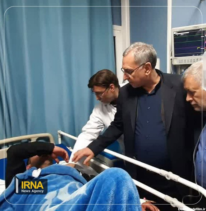 عکس/ عیادت وزیر بهداشت از مجروحان حادثه تروریستی کرمان