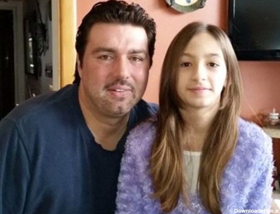 قتل دختر به دست پدرش به دلیل آرایش کردن+عکس