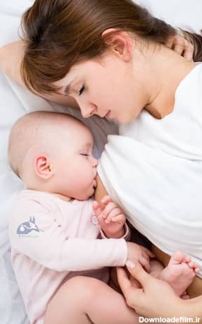 نحوه صحیح شیر دادن به نوزاد آموزش کامل اصول شیردهی تصویری