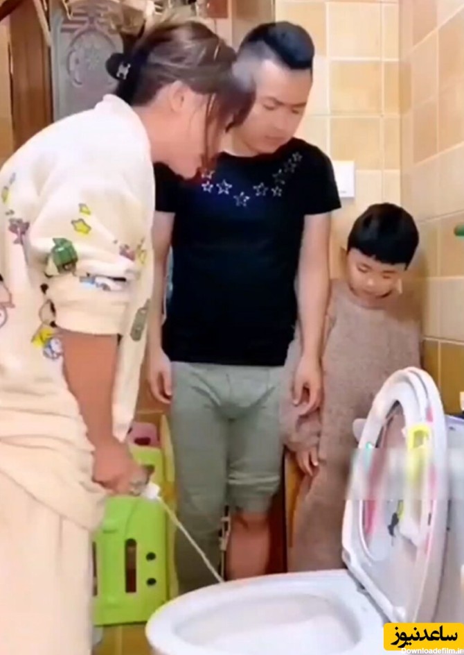 فیلم) آموزش استفاده صحیح از توالت فرنگی توسط زن کره ای به پسر و ...